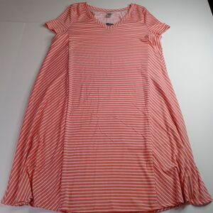 West Loop Women’s T-Shirt Dress